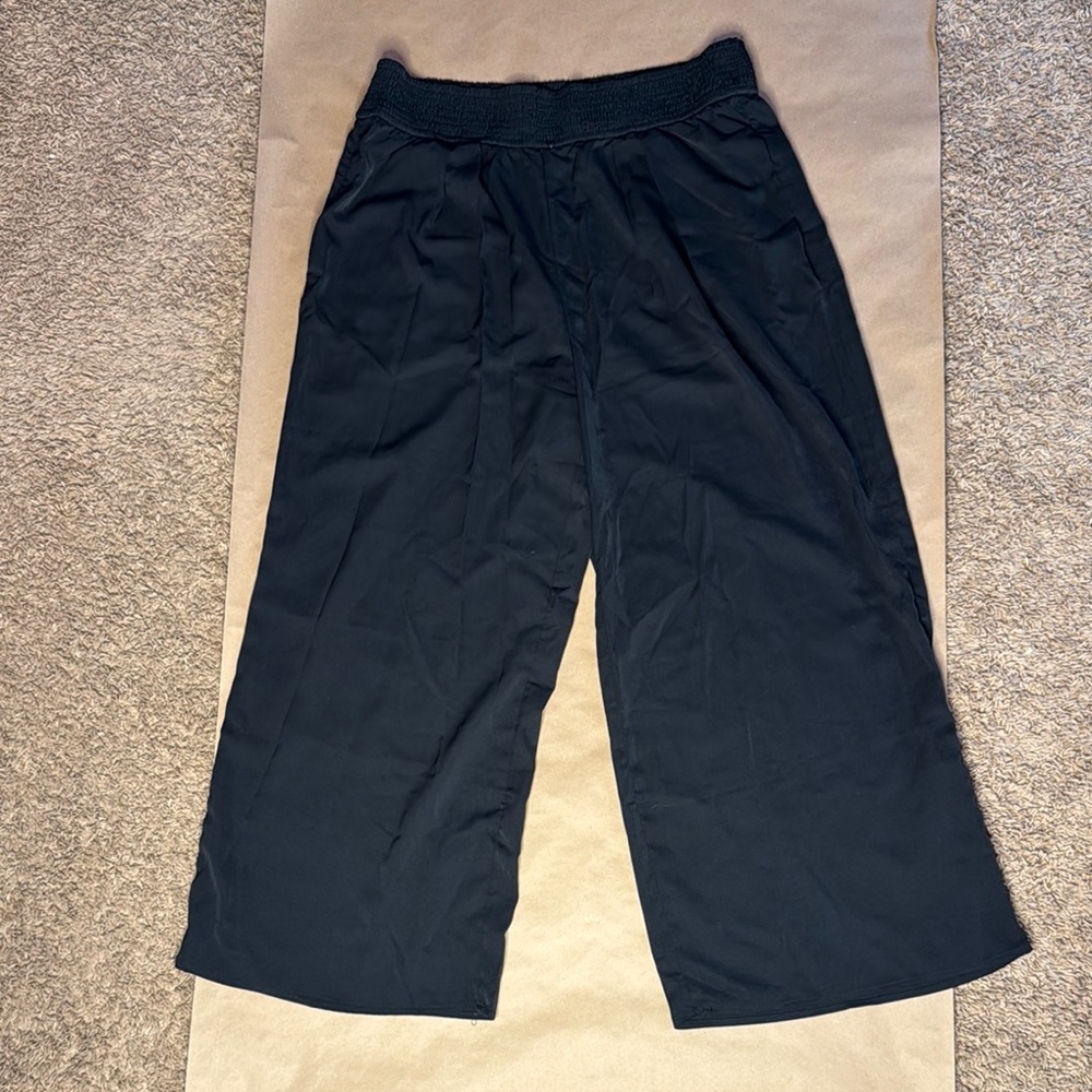 Black Casual Wide-Leg Cropped Pants